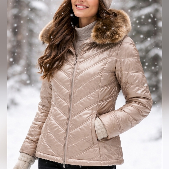 Kenneth Cole New York Jackets & Blazers - Kenneth Cole Puffer Tan Jacket with Faux Fur Collar Size Small